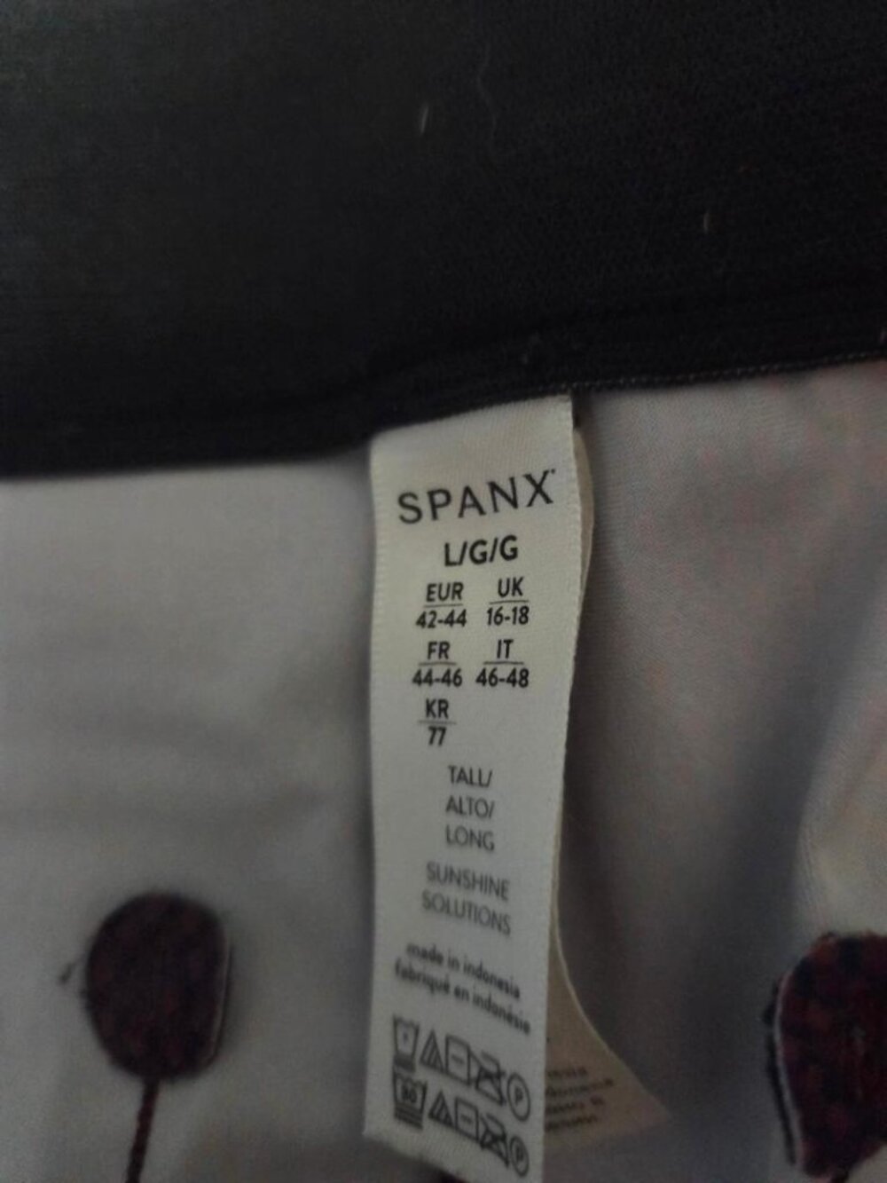 SPANX LARGE - Picture 6 of 6